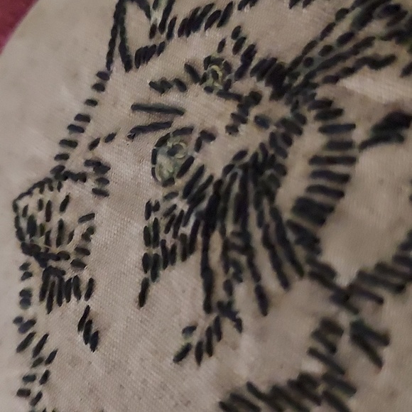 Vintage Handmade Embroidered Black Cat Disc Piece - Picture 2 of 5